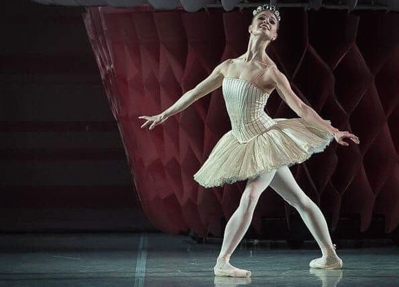 Анжелину Воронцову в прессе называют «роковой балериной»