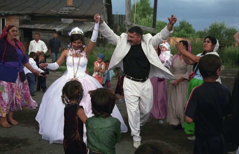 Ранние браки — не редкость среди цыган