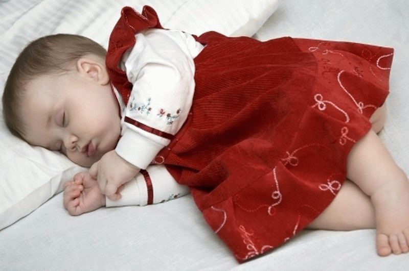 Ребенок плохо спит: как подобрать подушку